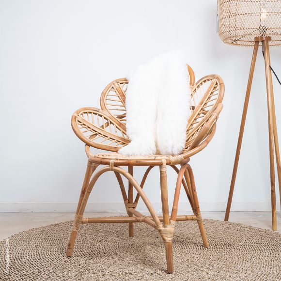 Fauteuil Paon, ou chaise Paon en rotin naturel Bunga.